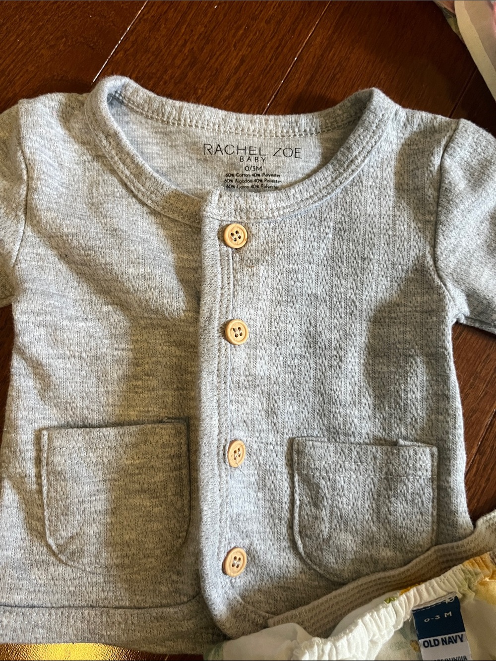 Baby girl 0-3 month bundle clothing, dresses and onesies - Picture 5 of 5